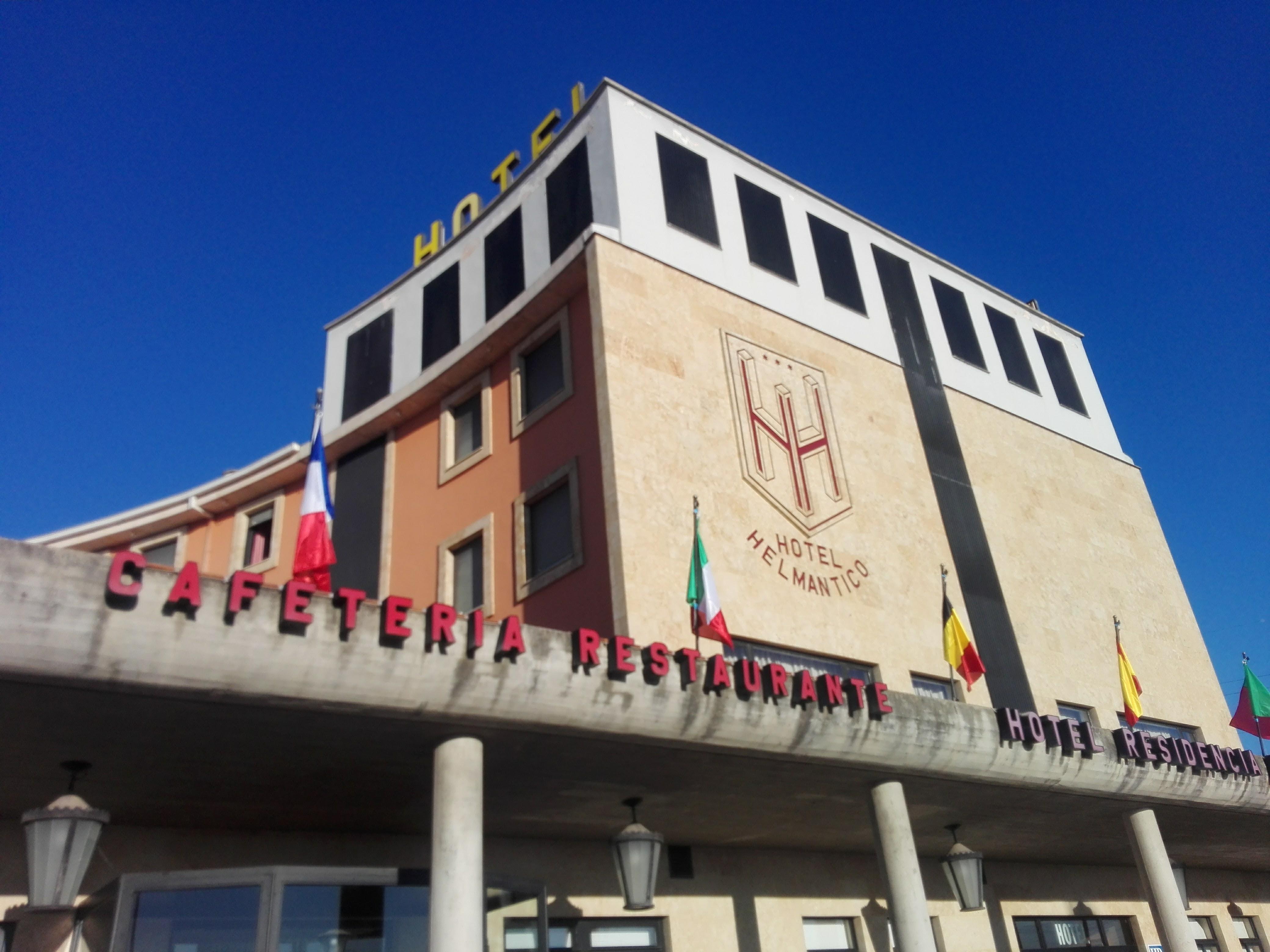 Hotel Helmantico Villares de la Reina Exteriör bild