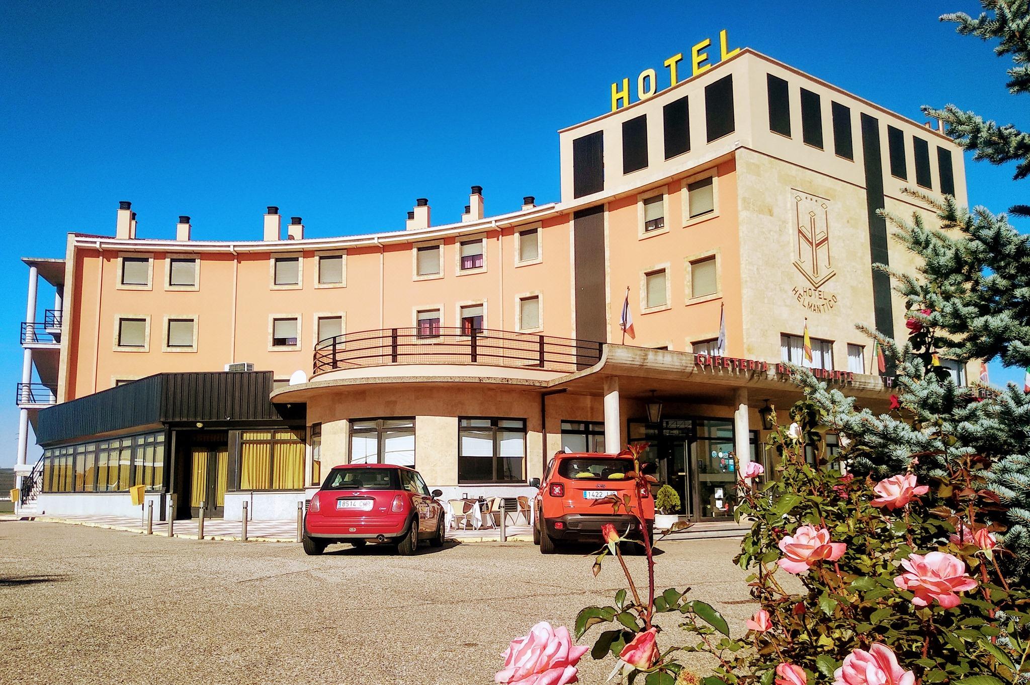 Hotel Helmantico Villares de la Reina Exteriör bild
