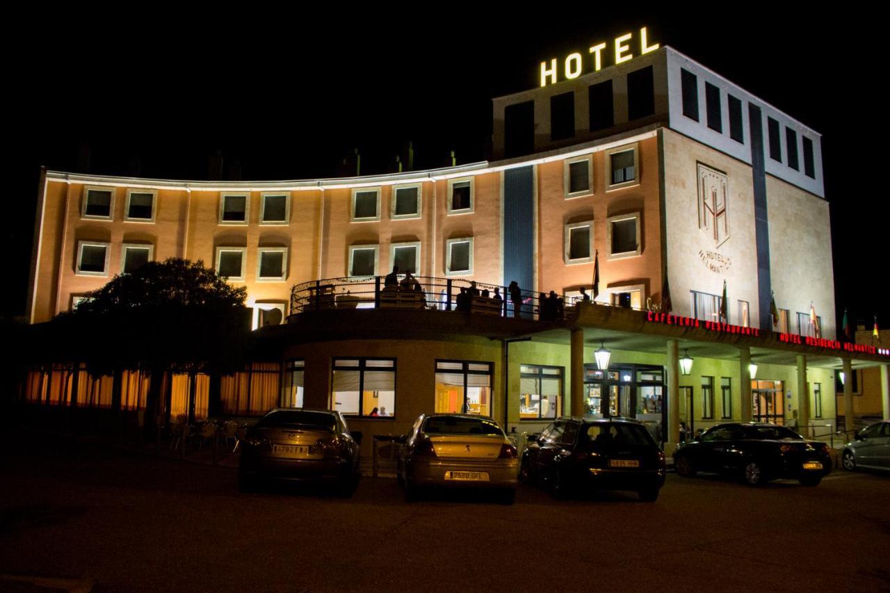 Hotel Helmantico Villares de la Reina Exteriör bild